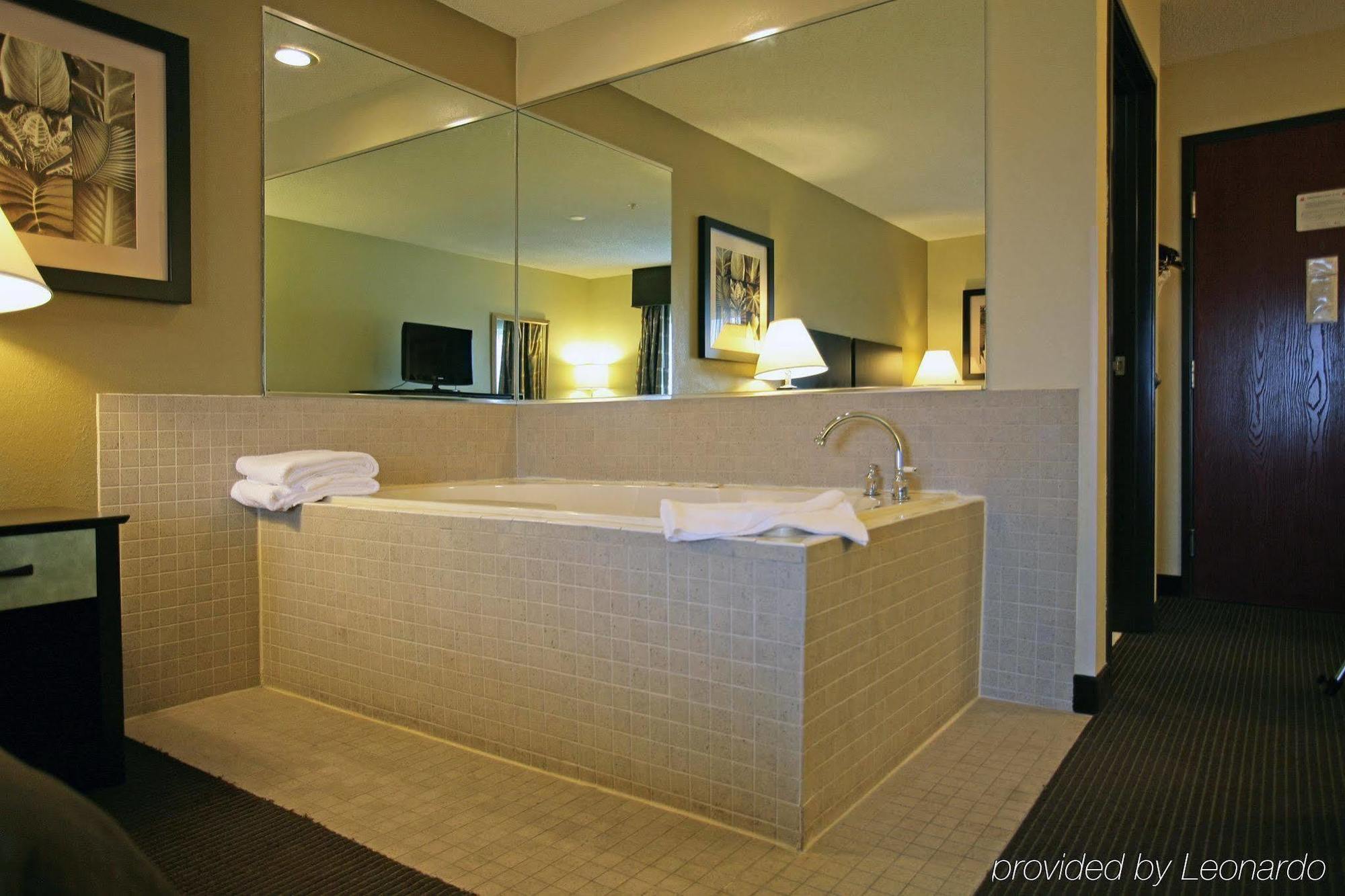 Hotel Baymont By Wyndham Dale Zimmer foto